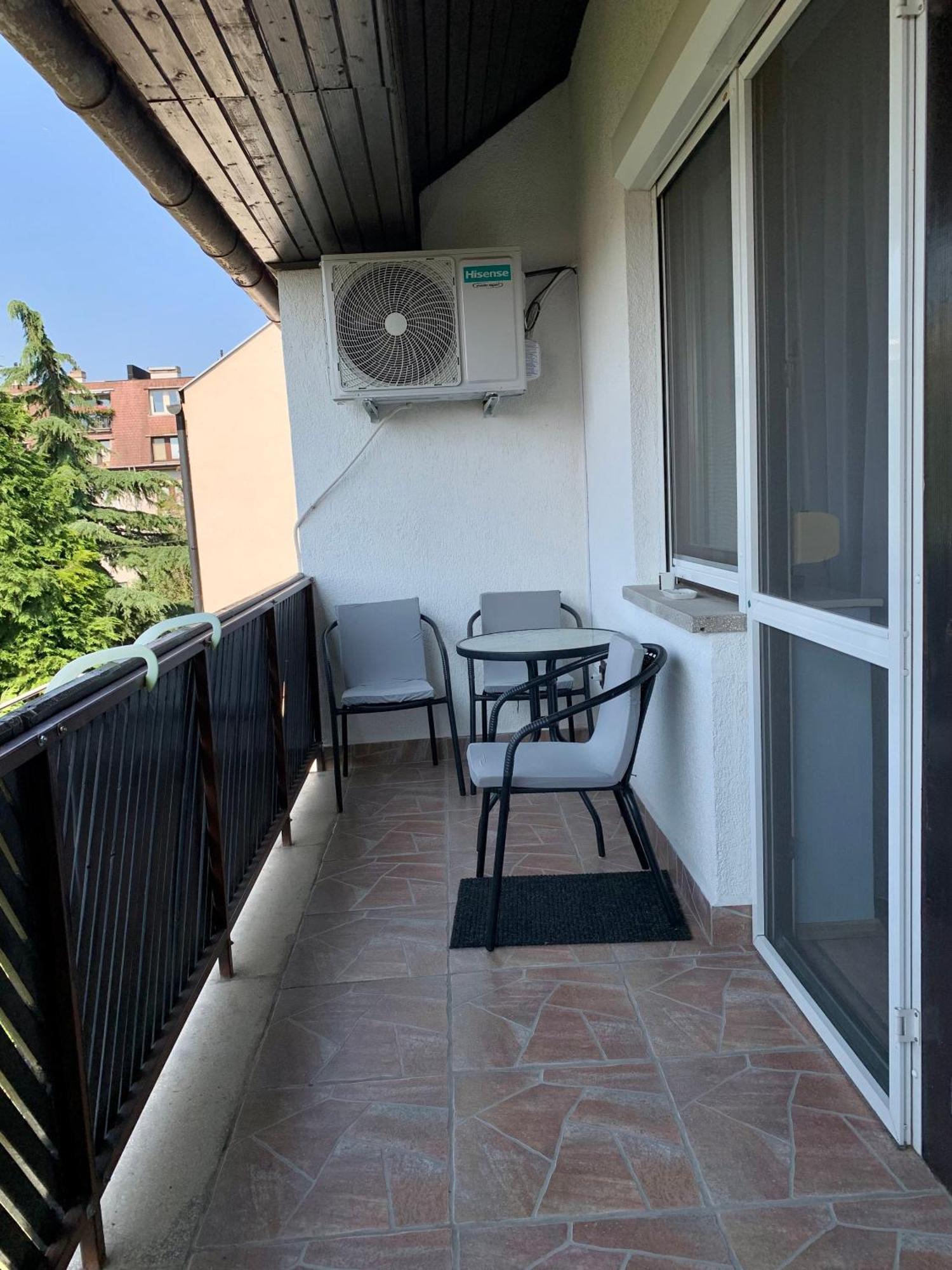 Aloé Apartman Sopron Exterior foto