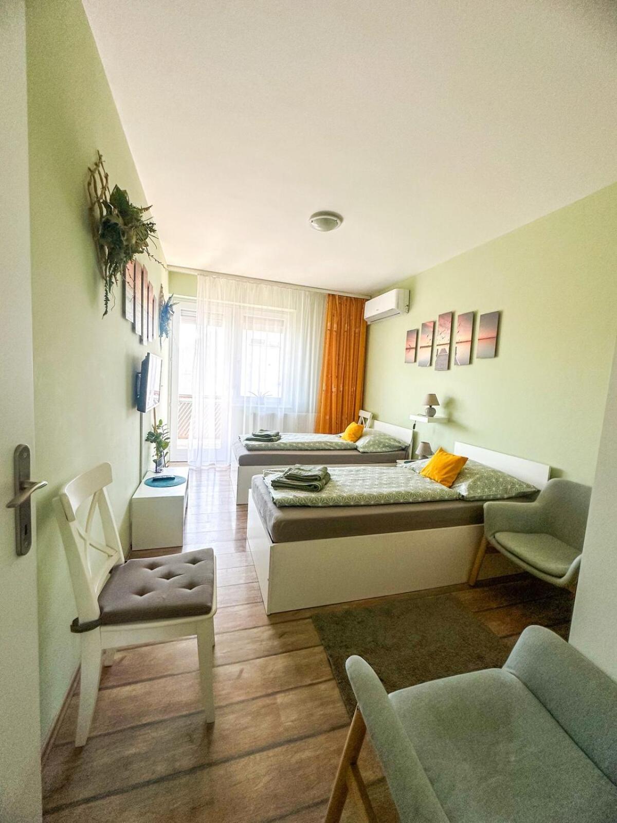 Aloé Apartman Sopron Exterior foto